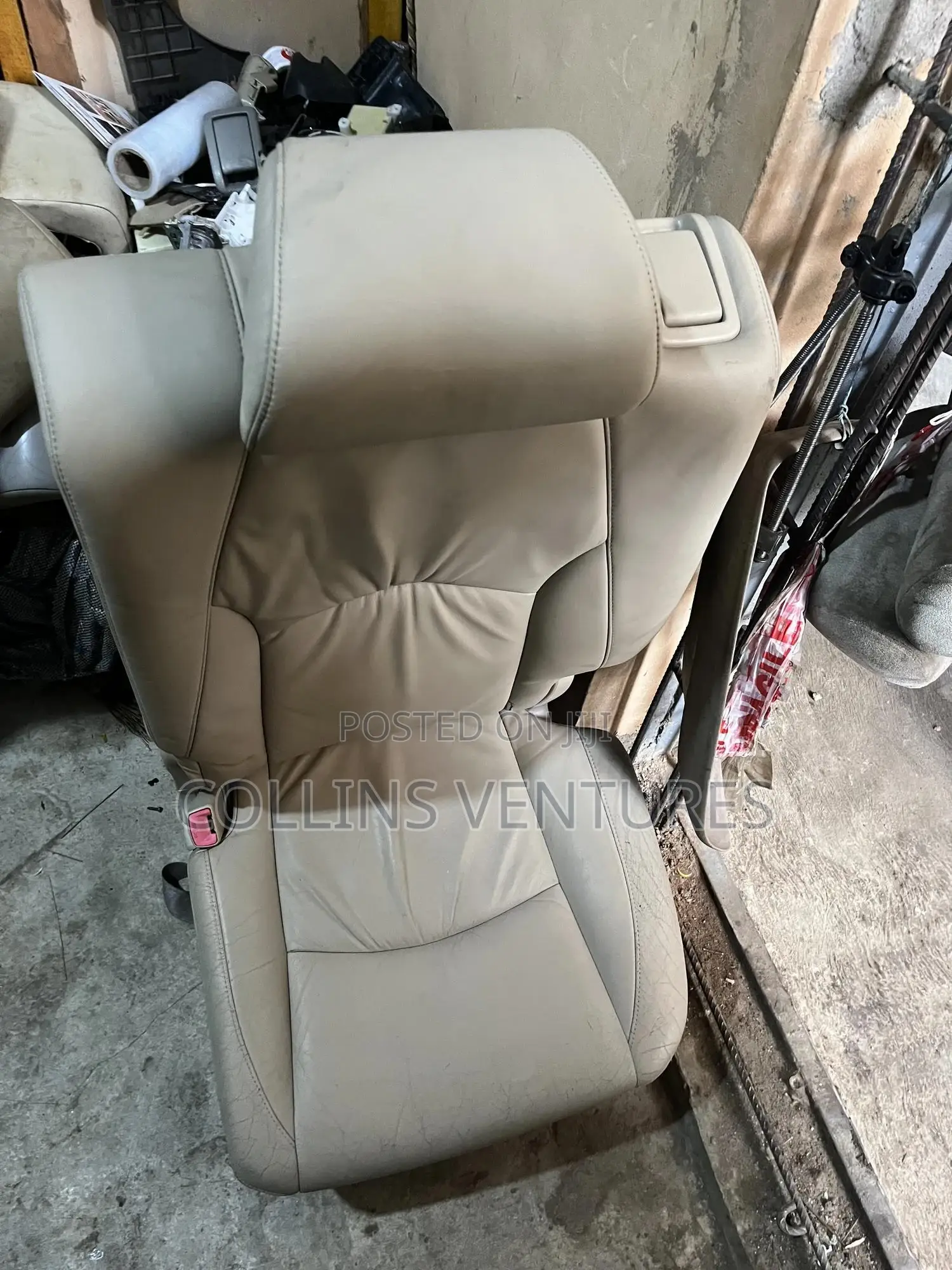 Complete Seat Lexus Rx330 Available