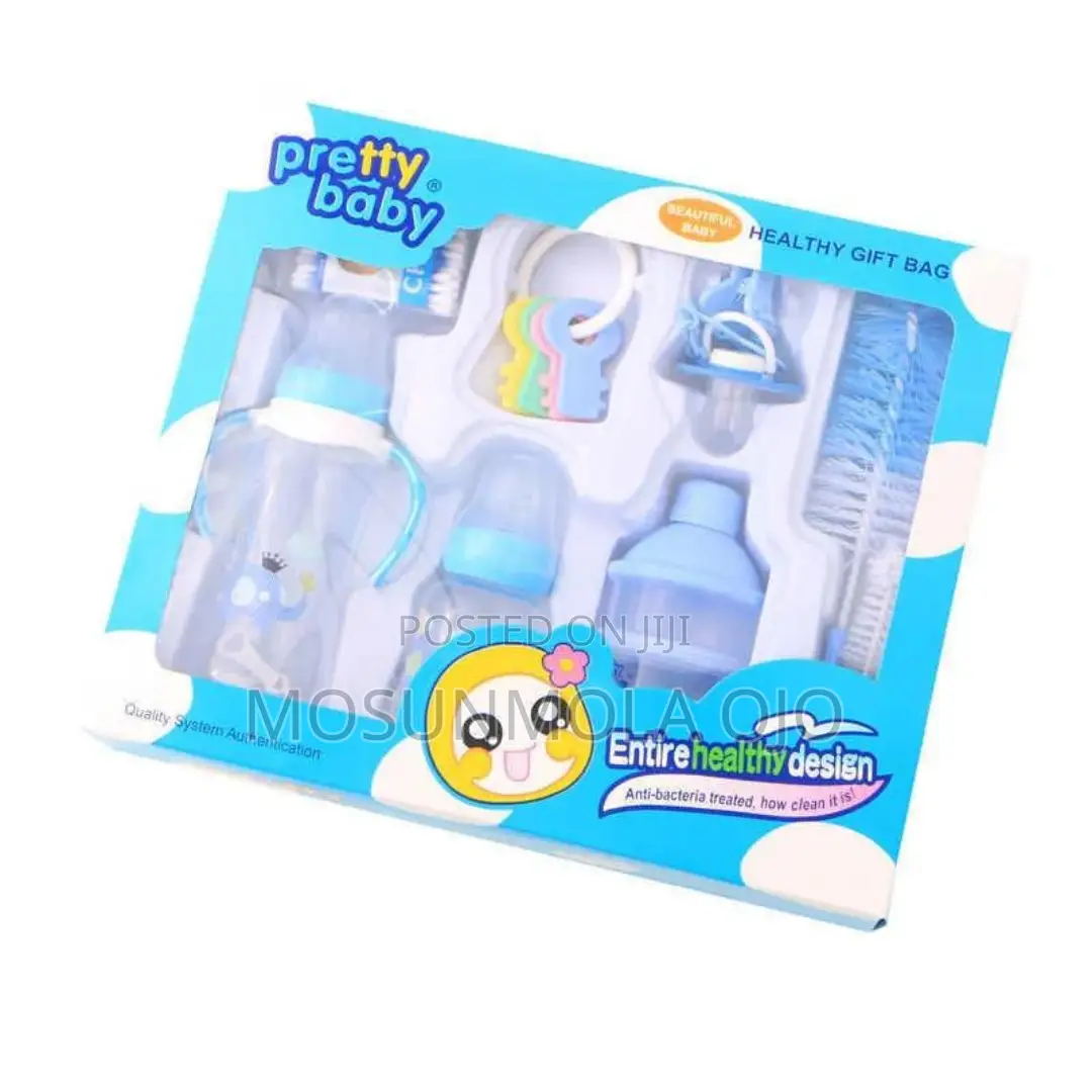 Baby Feeding Bottles 8 Pieces Gift Set
