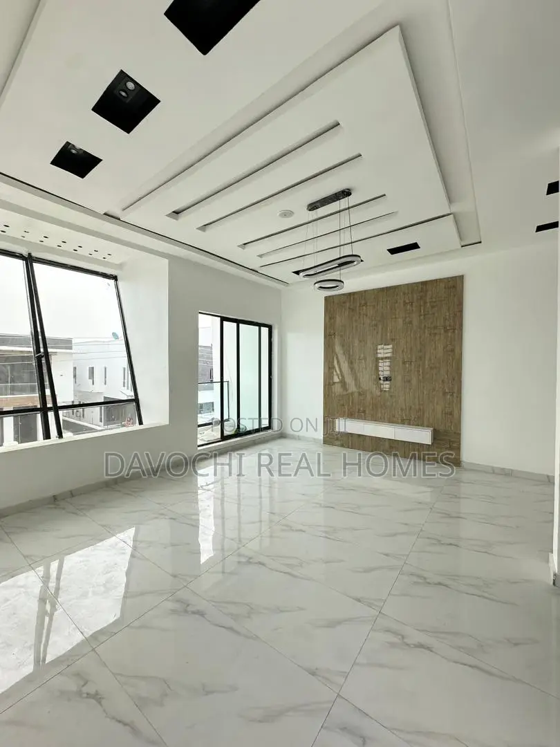 4bdrm Duplex in Ajah for sale