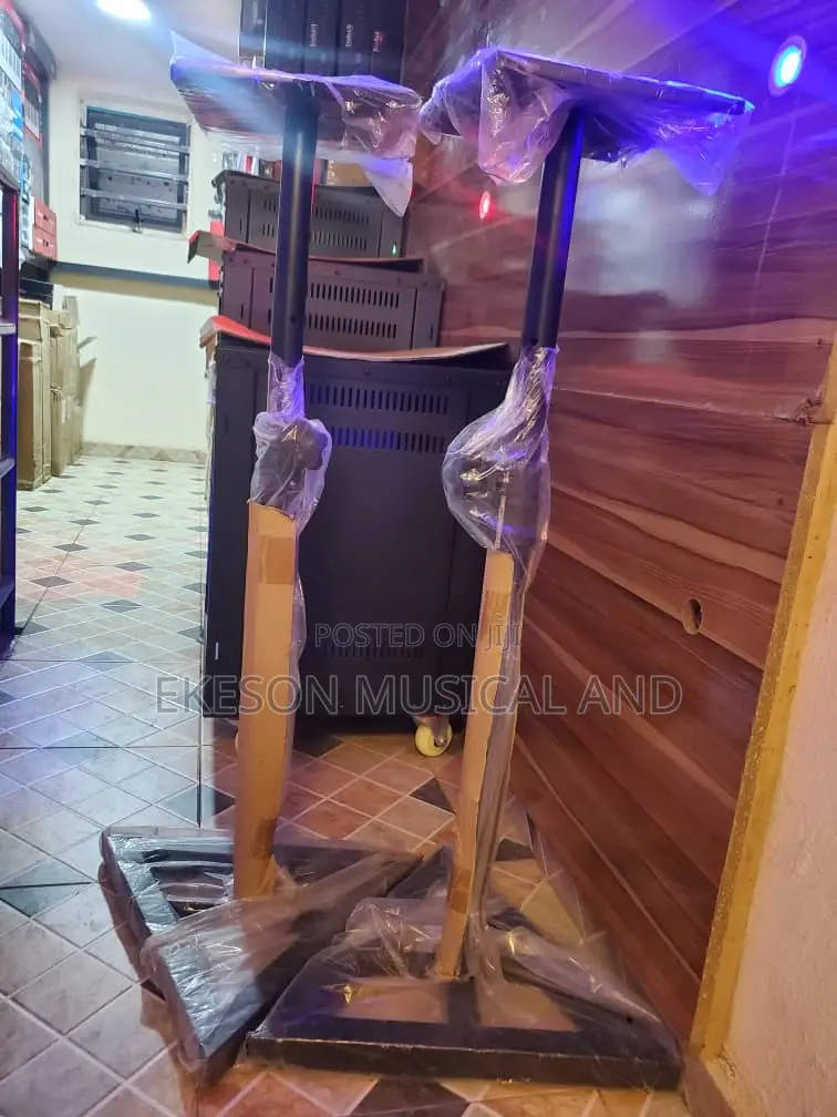 Studio Monitor Stand