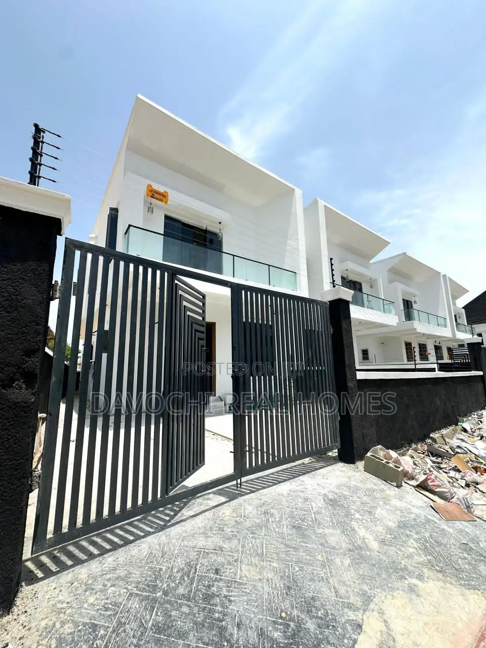 4bdrm Duplex in Ikota Lekki for sale