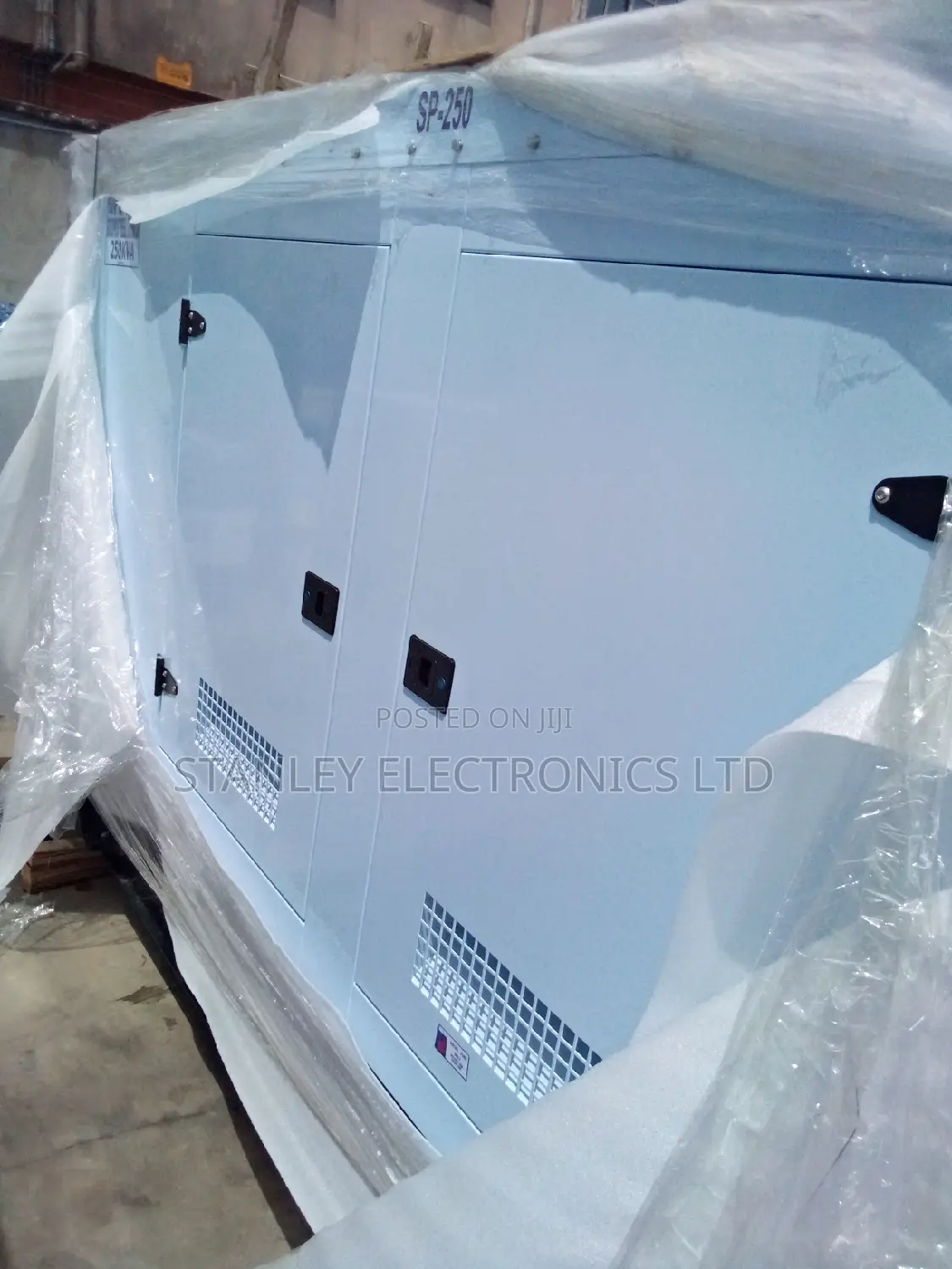 Brand New 250kva Perkins Soundproof Generator Diesel 100% Cp