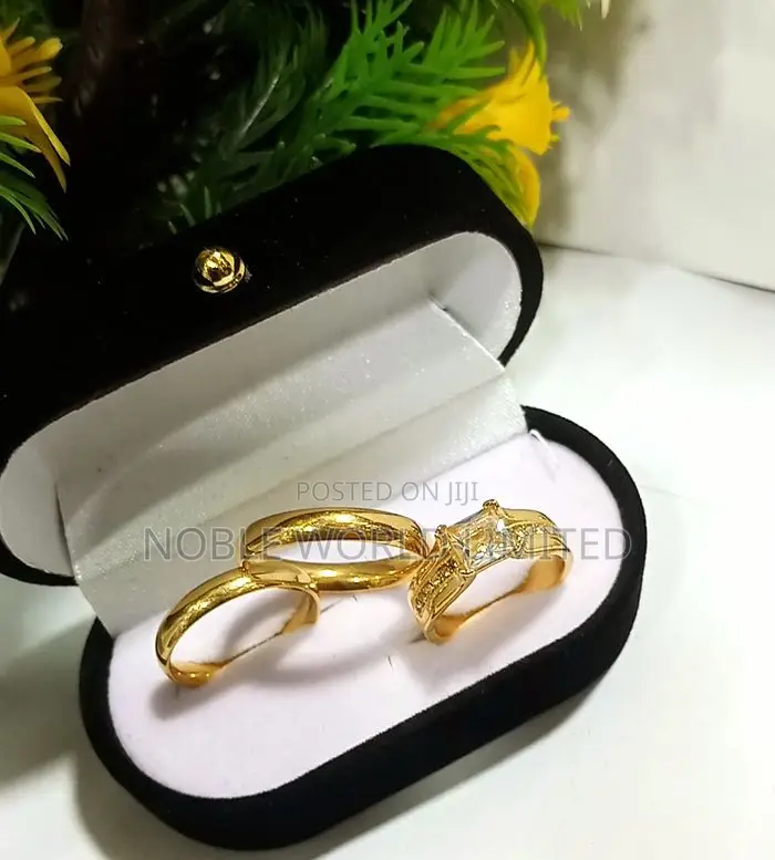 Proposal/Engagement/Wedding Rings 7v