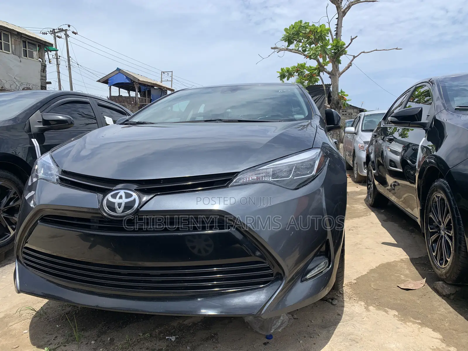 Toyota Corolla LE (1.8L 4cyl 2A) 2018 Blue