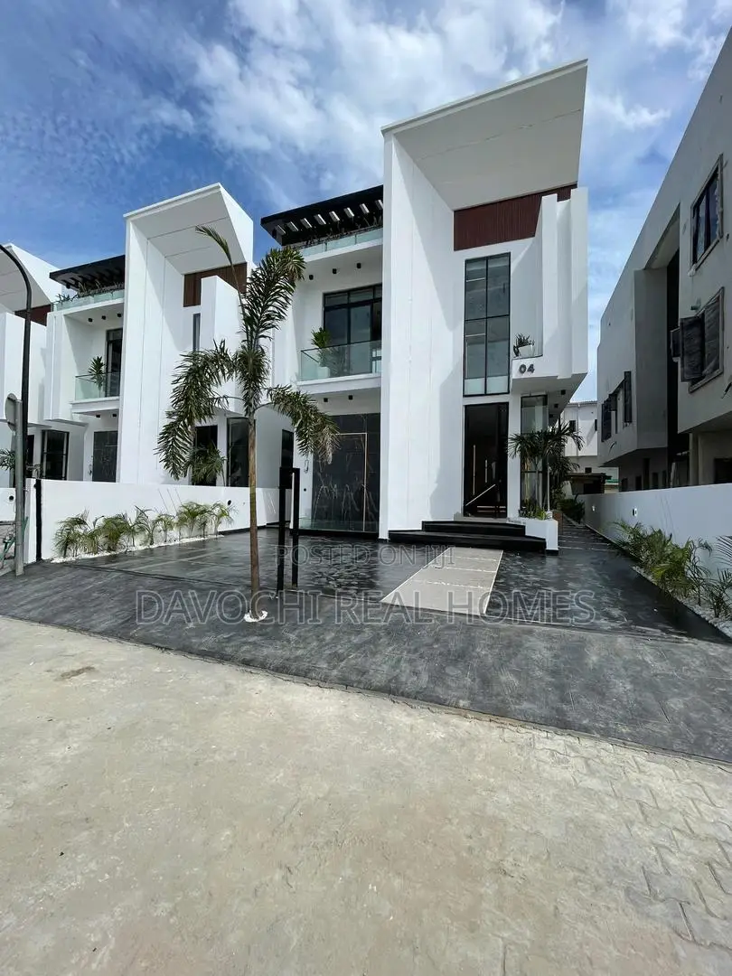 5bdrm Duplex in Chevron Drive, Lekki for sale
