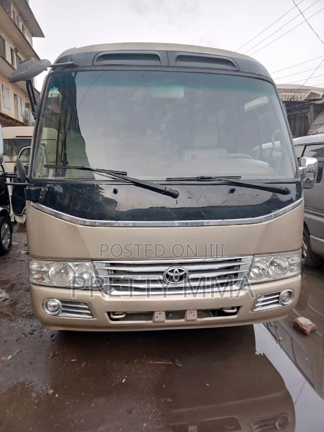 Toyota Coaster 2014 Beige