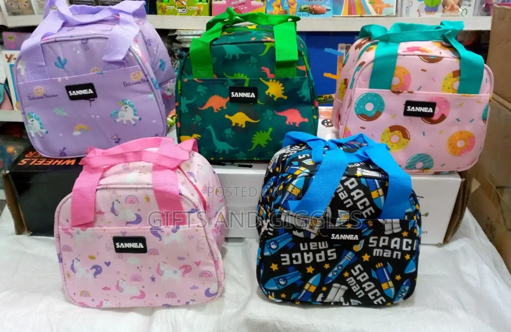 Lunch Bag With Waterbottle