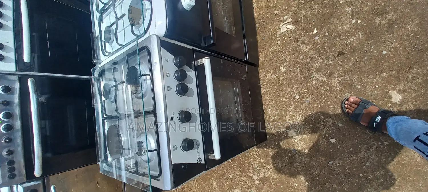 Four Burners Gas Cooker