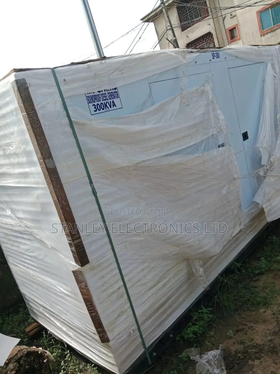 New Arrival of 300kva Perkins Soundproof Generator Diesel