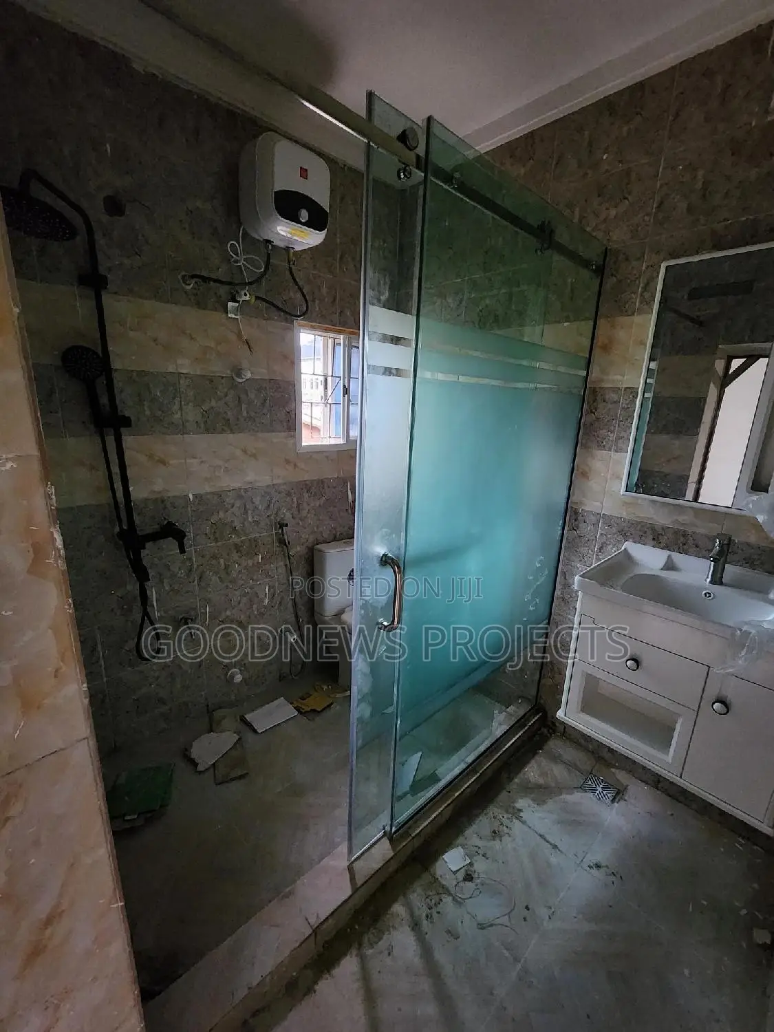 Sliding Shower Glass for Master