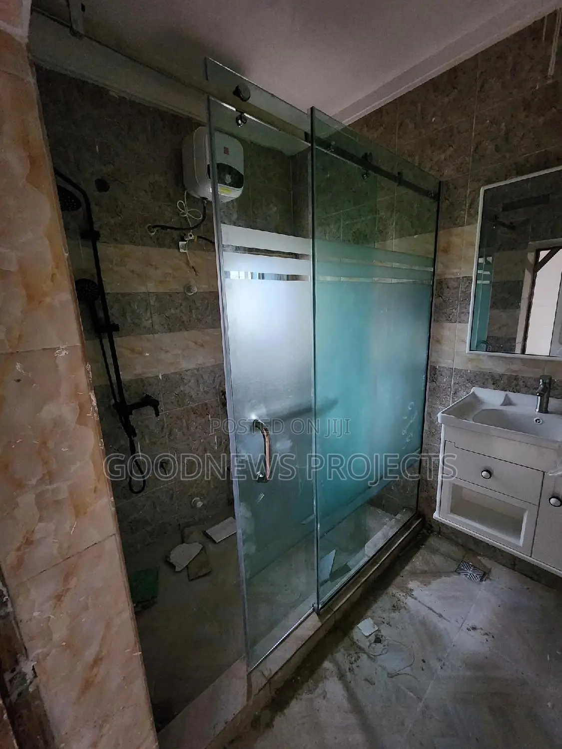 Sliding Shower Glass for Master