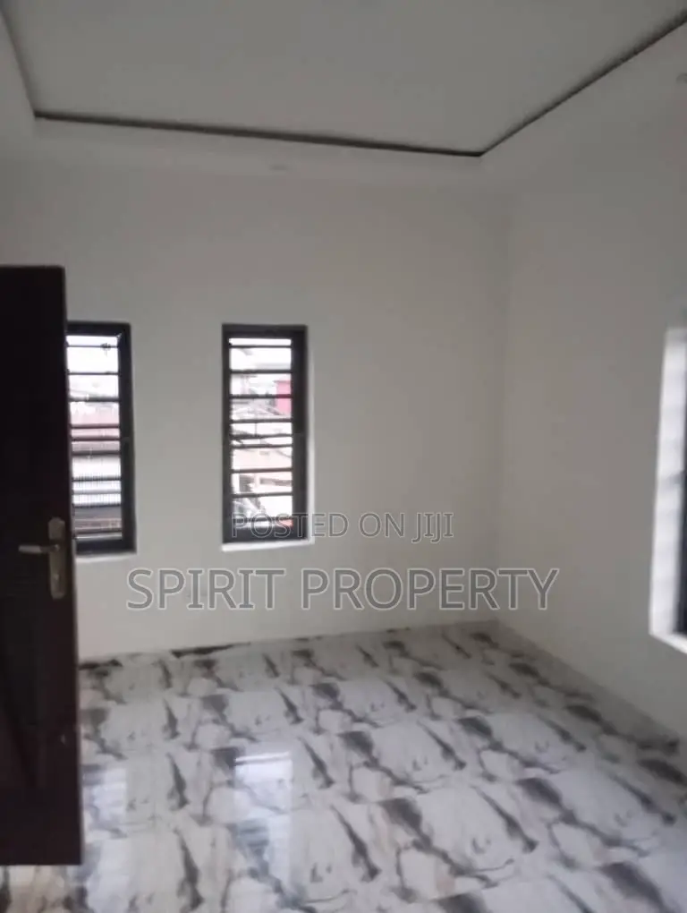 1bdrm Block of Flats in Ogudu for rent