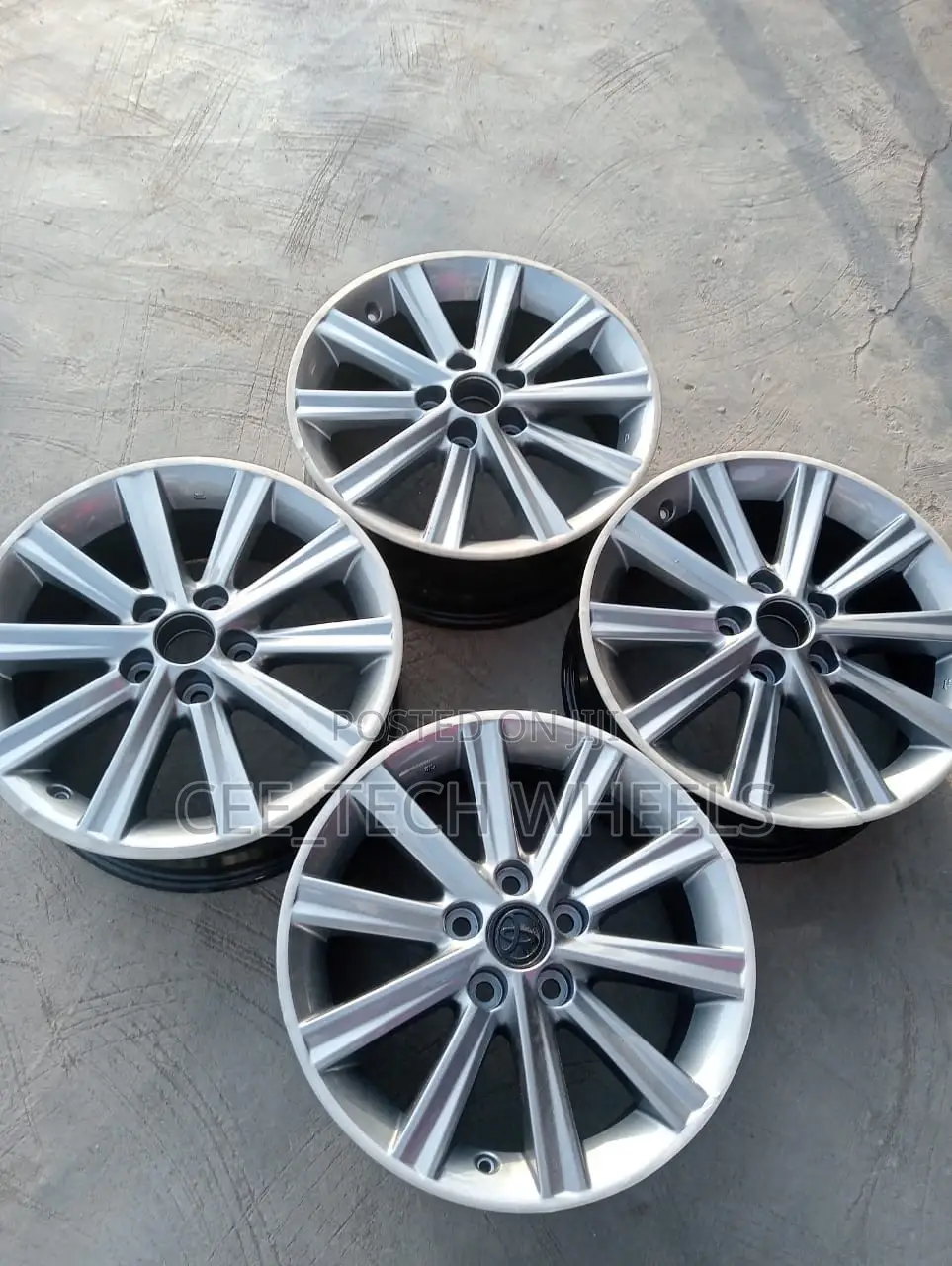 Camry Factory 17 Inch