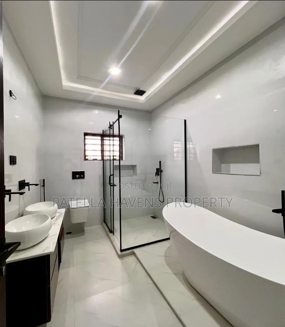 4bdrm Duplex in Apo District for sale