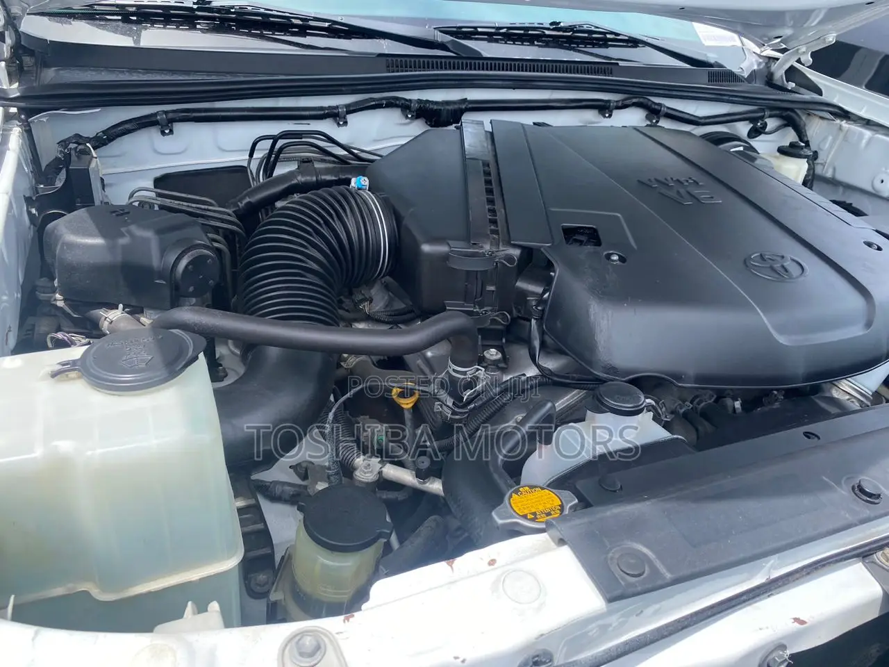 Toyota Tacoma 2015 White