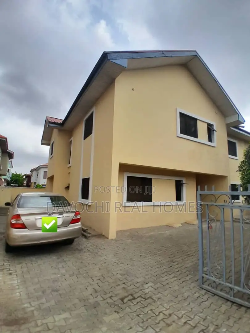 4bdrm Duplex in Crown Estate, Ajah for rent