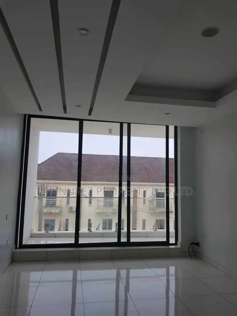 4bdrm Duplex in Ikate, Lekki for sale