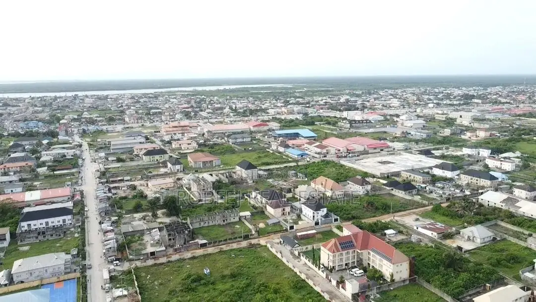 10 Plots of Estate Land