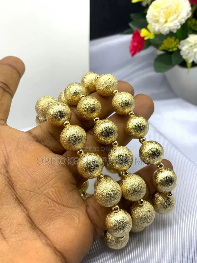 Ladies Bracelet -Gold(Let Your Wrist Glow and Shine )