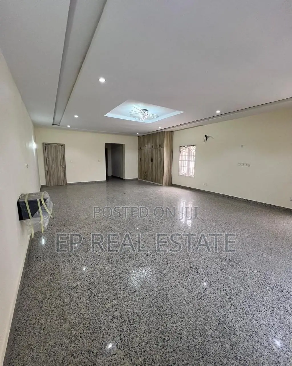 7bdrm Duplex in Asokoro for sale