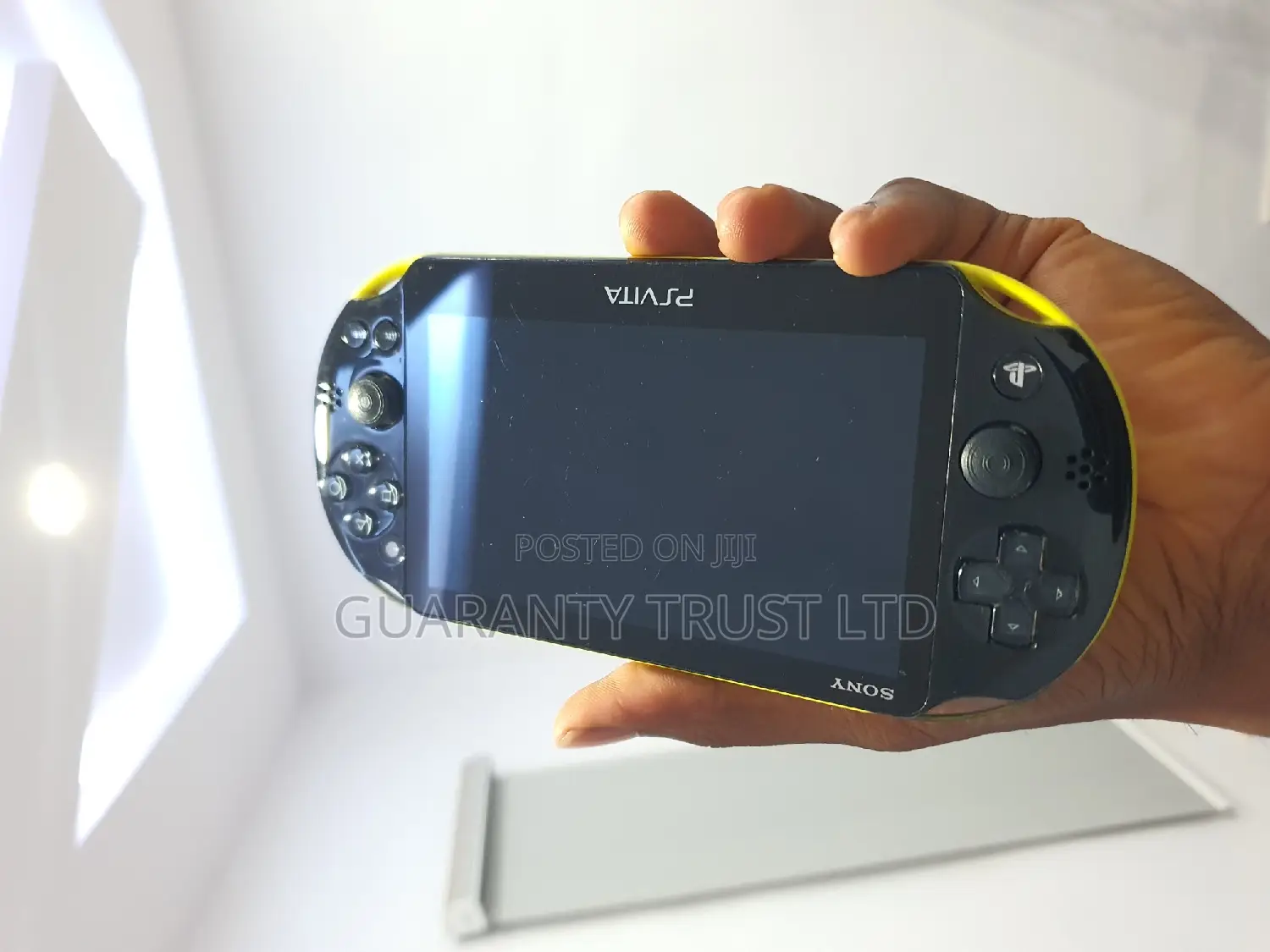 Psvita Slim Edition + 8 Games