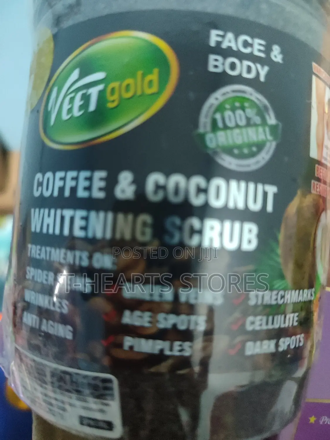 Veet Gold Coffee and Coconut Whitening Scrub