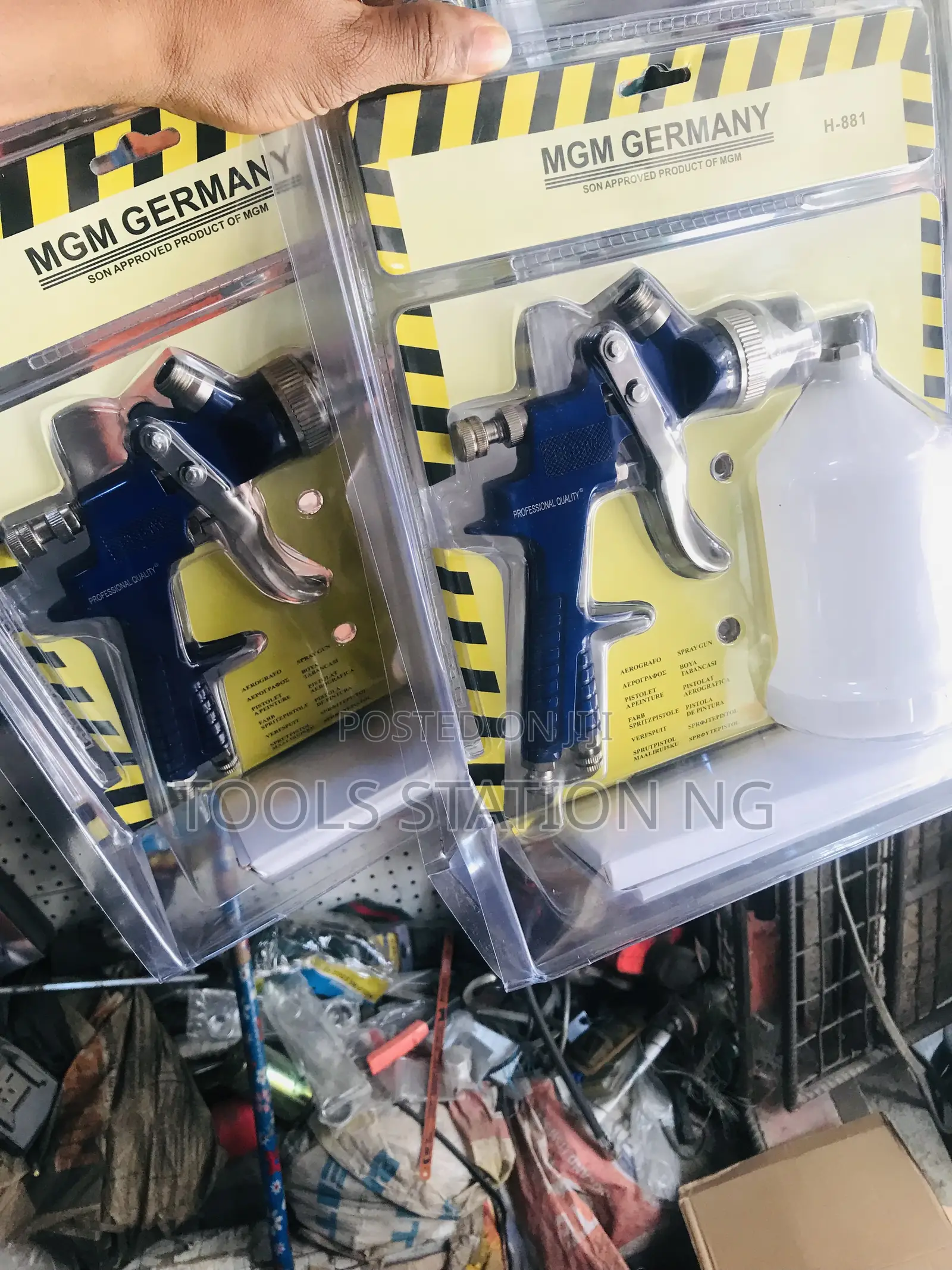 MGM Plastic Spray Hun H-881, HVLP