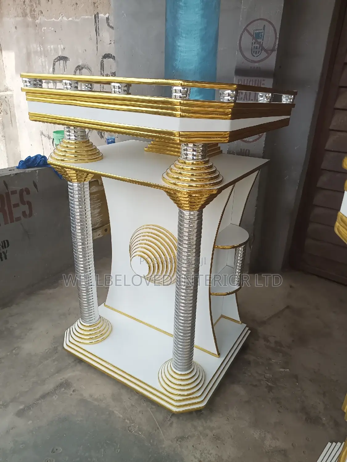 Elegant Church Pulpit