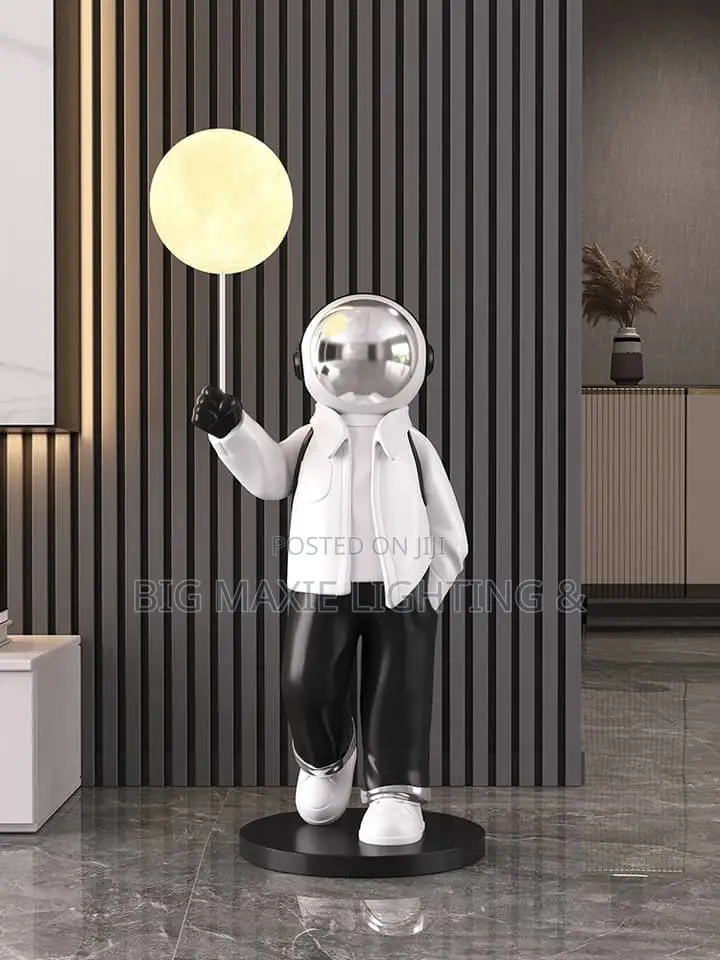 Home Decor Creative Luminous Astronaut Statue Floor Lamp