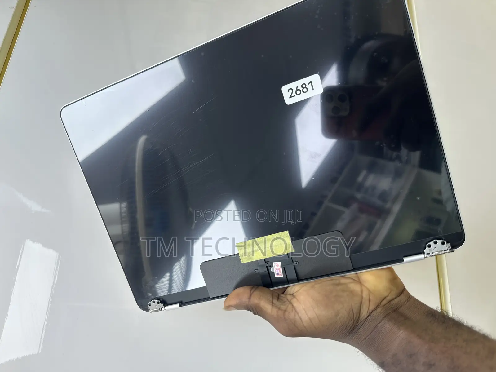Macbook Screen