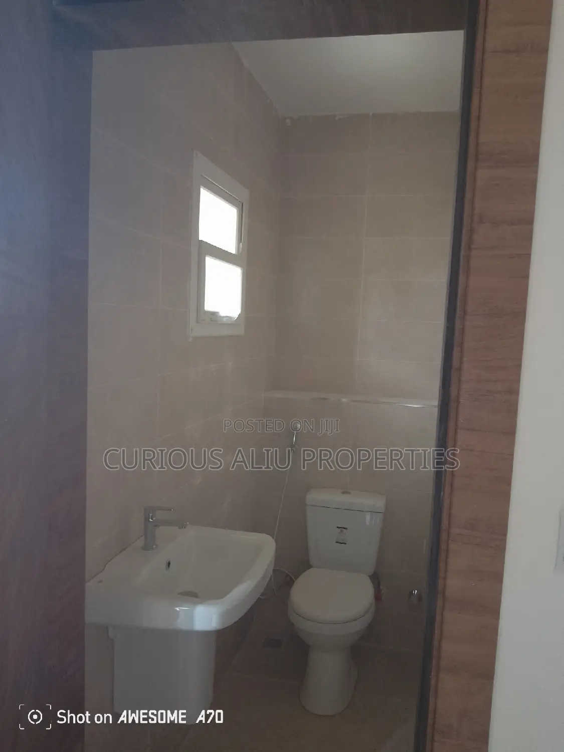2bdrm Block of Flats in Baillad Estate, Life Camp for rent