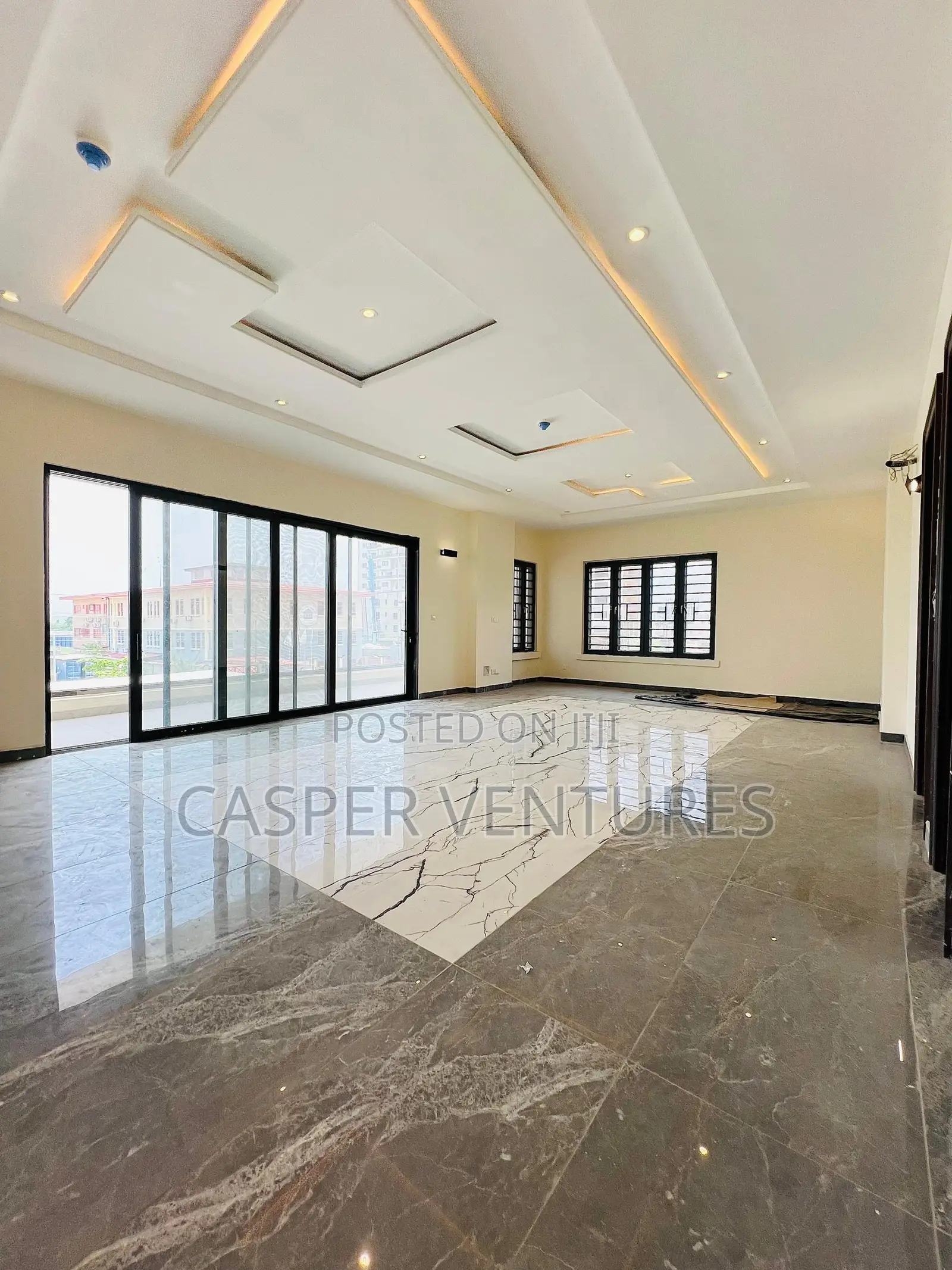 3bdrm Duplex in Ikoyi for rent