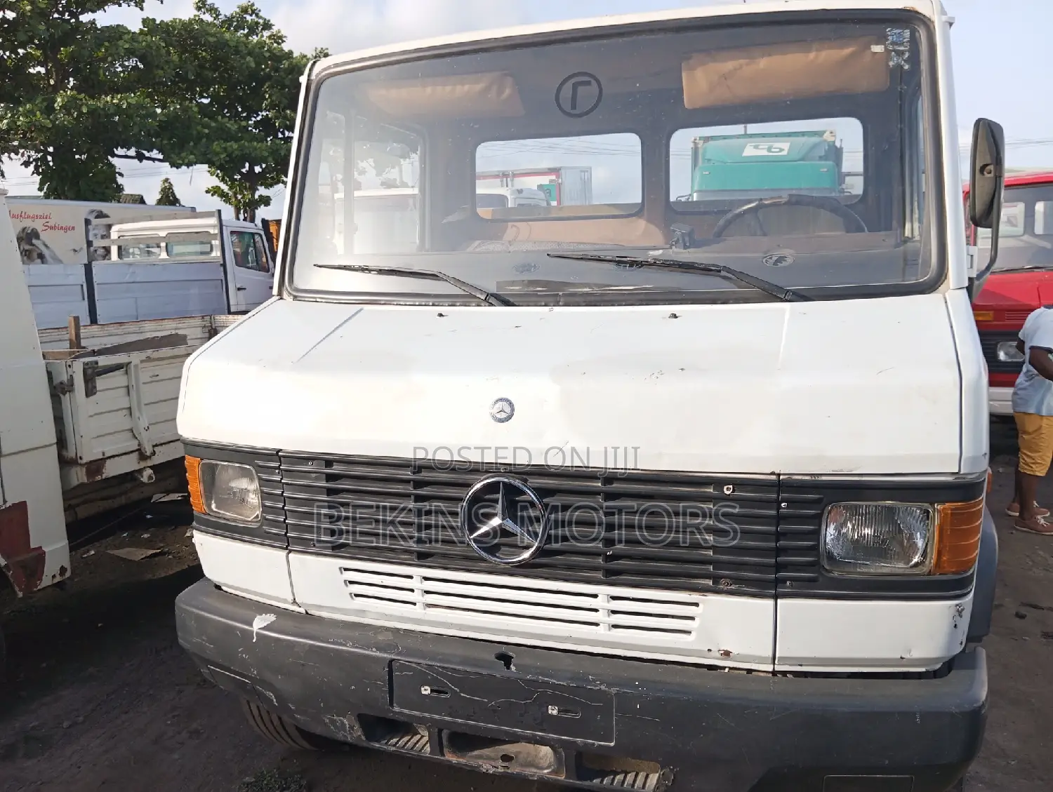 Mercedes-Benz 2003 White