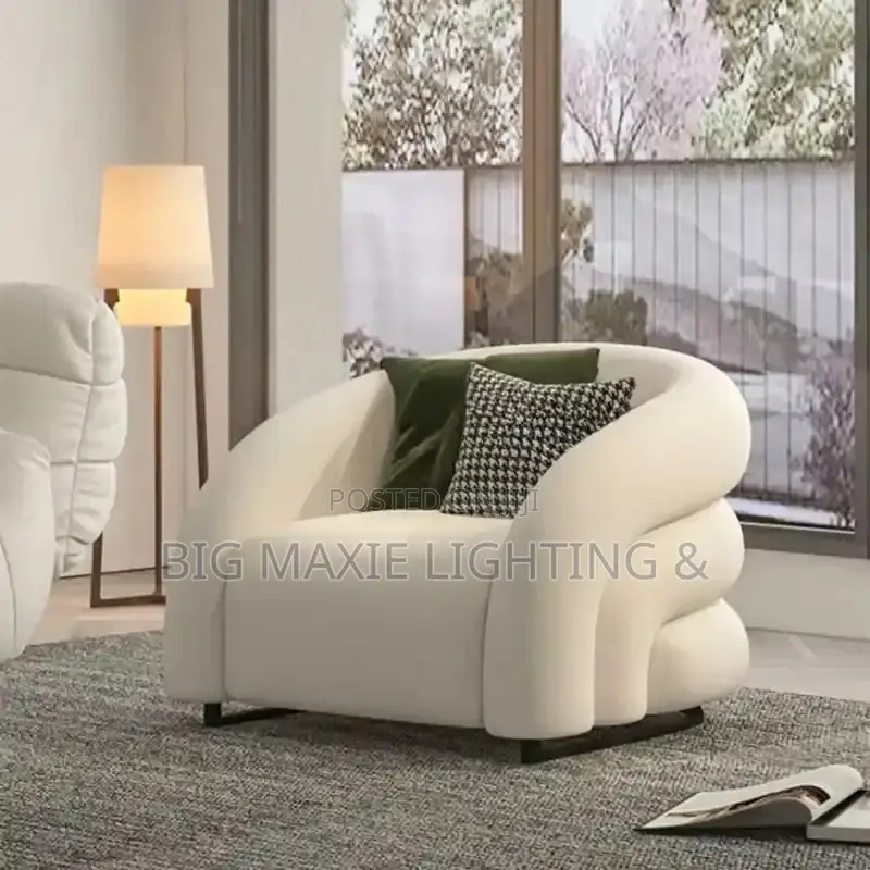 White Lounges Single Sofa Chaise Chairs