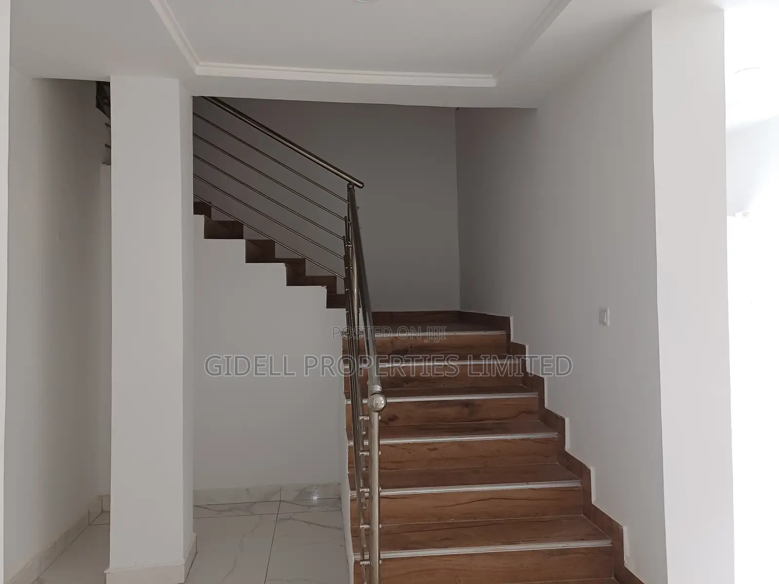 4bdrm Townhouse/Terrace in Jahi for sale