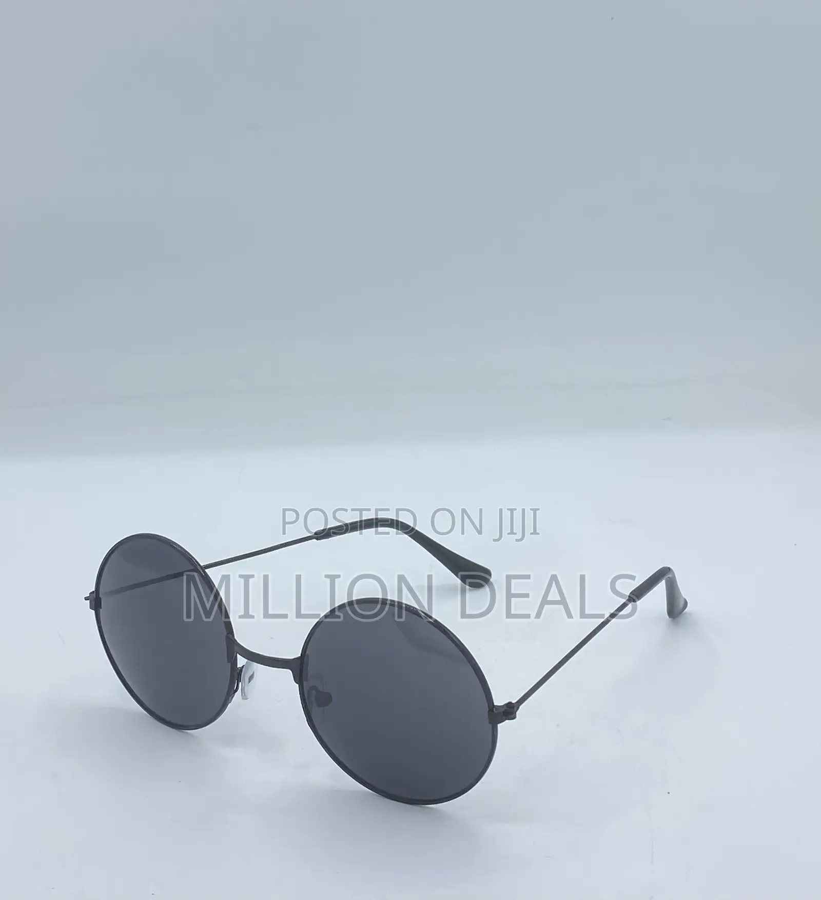 Round Light Weight Stylish Men’S Sunglasses