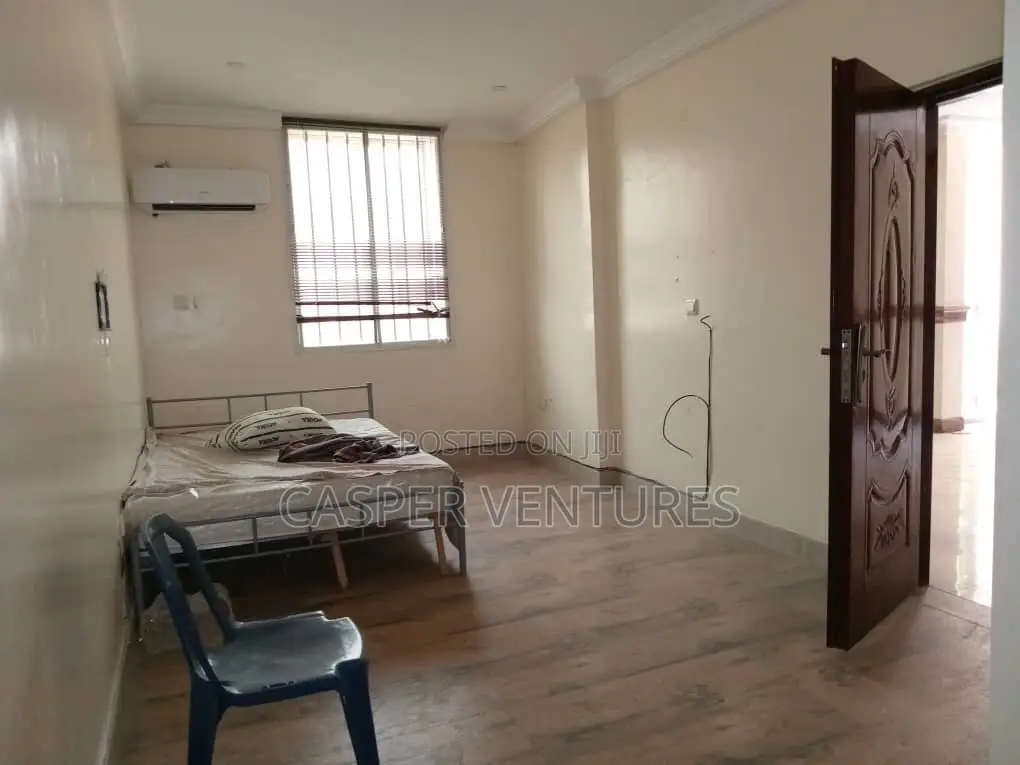 3bdrm Apartment in Banana Island, Chevron for rent