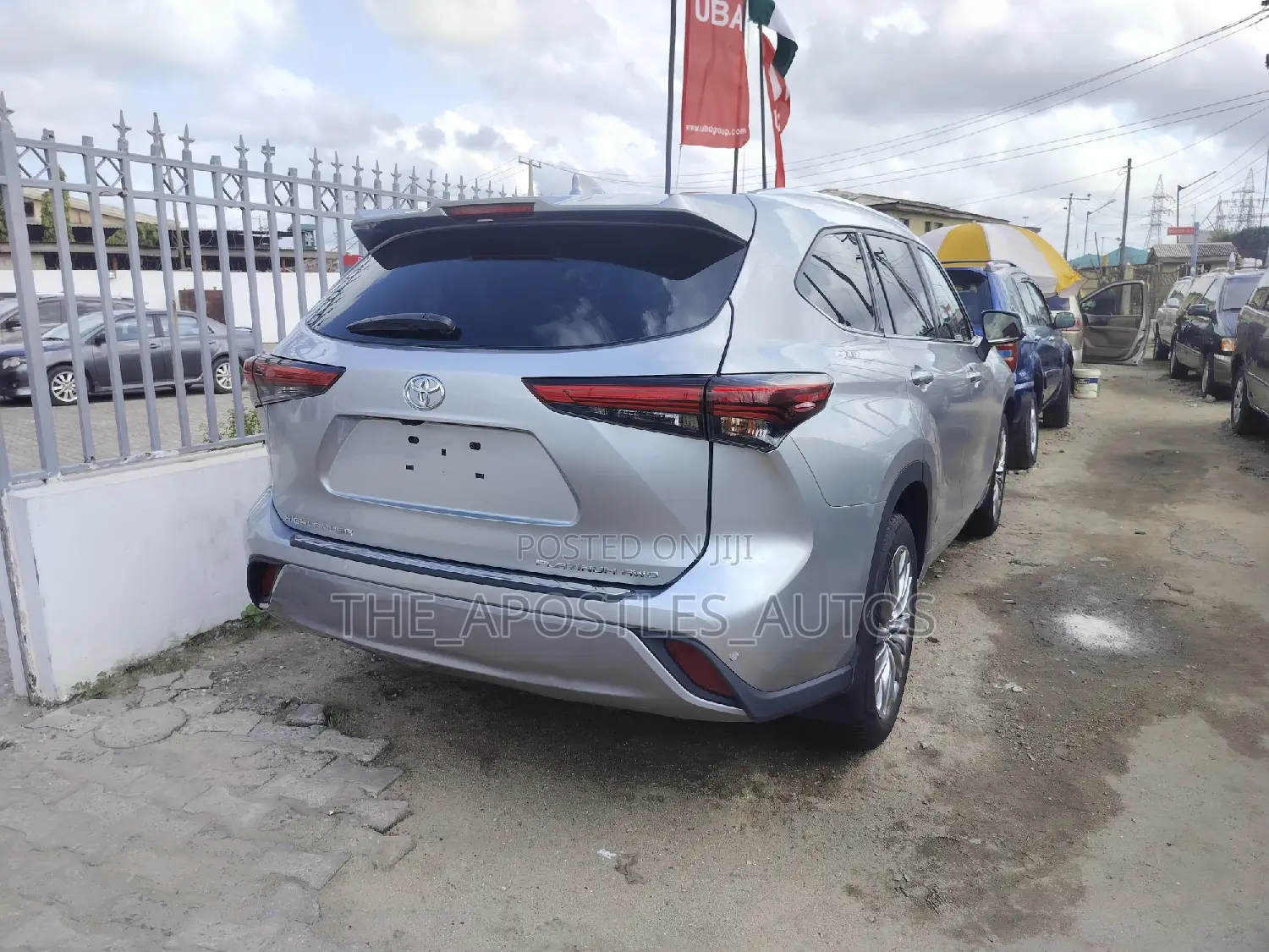 Toyota Highlander Platinum AWD 2023 Silver
