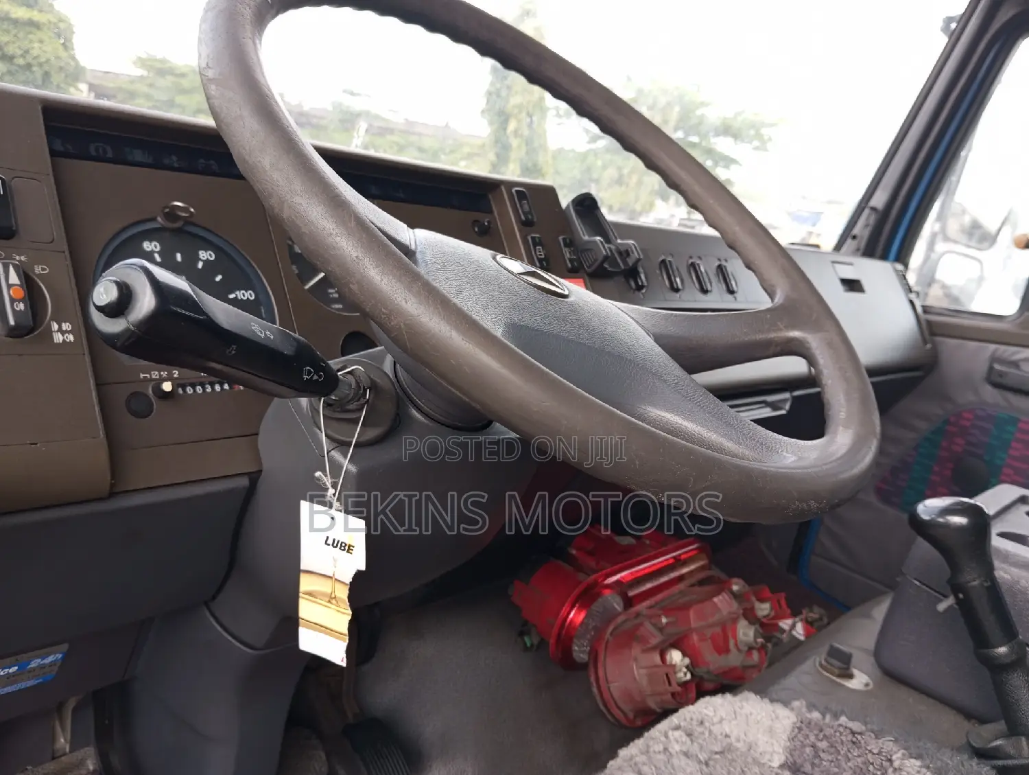 Foreign Used Mercedes-Benz 1217