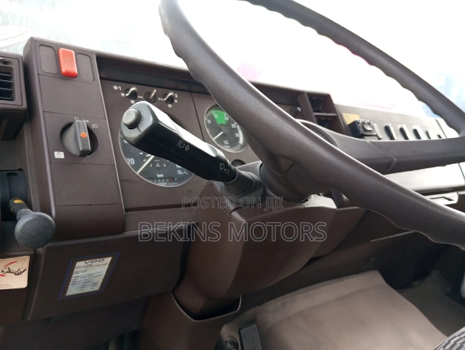 Foreign Used Mercedes-Benz 817 2002 White