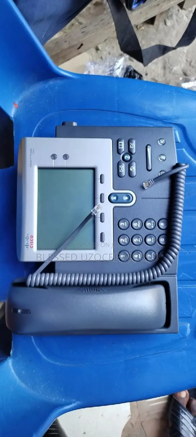 Cisco CP- 7942G Unified IP Phone for Communication