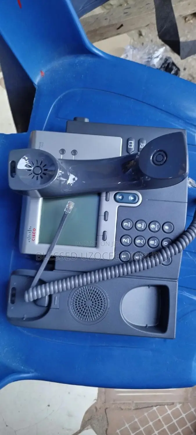 Cisco CP- 7942G Unified IP Phone for Communication