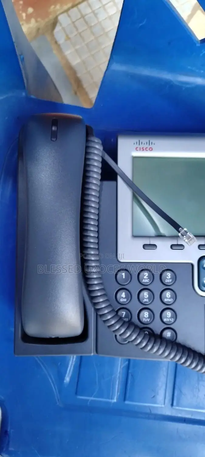 Cisco CP- 7942G Unified IP Phone for Communication