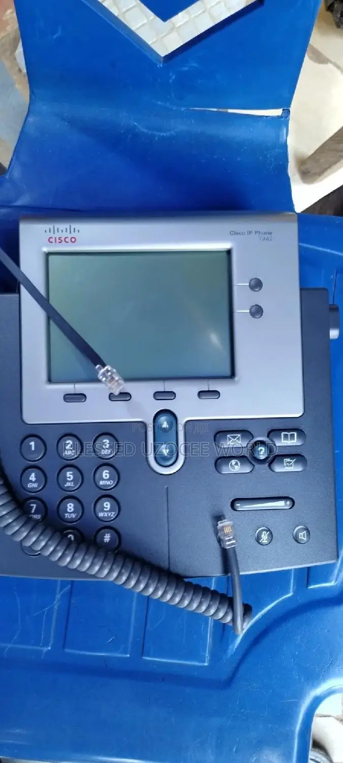 Cisco CP- 7942G Unified IP Phone for Communication