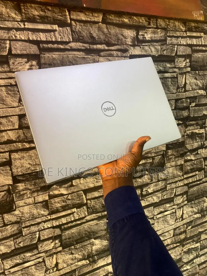 Laptop Dell XPS 17 9720 64GB Intel Core I7 SSD 512GB