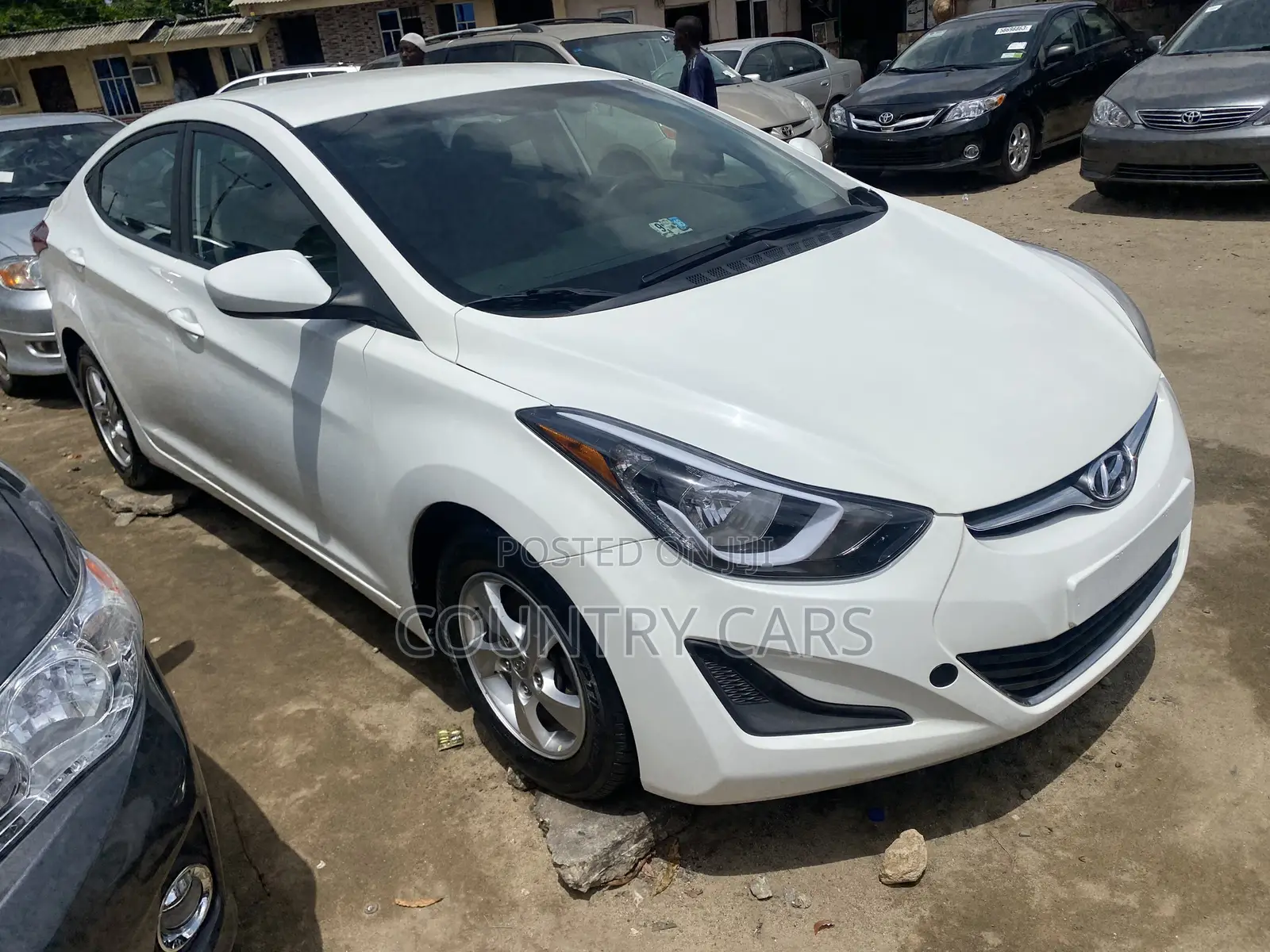 Hyundai Elantra 2014 White