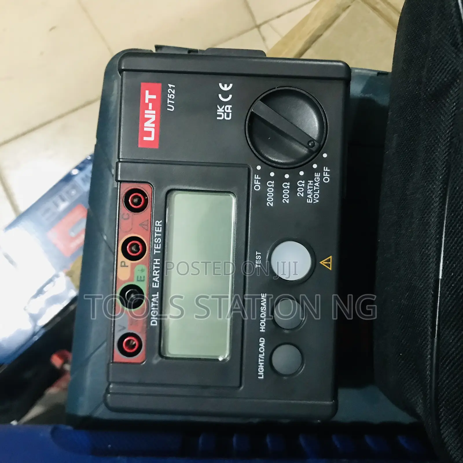 Digital Earth Tester UT521