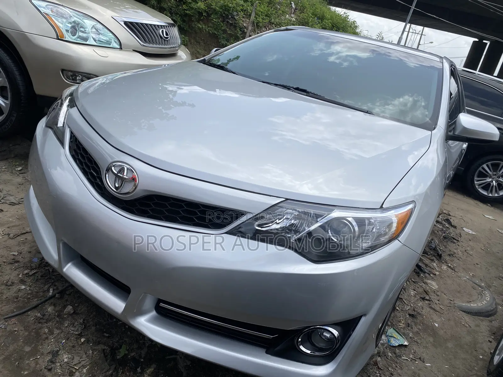 Toyota Camry 2012 Silver