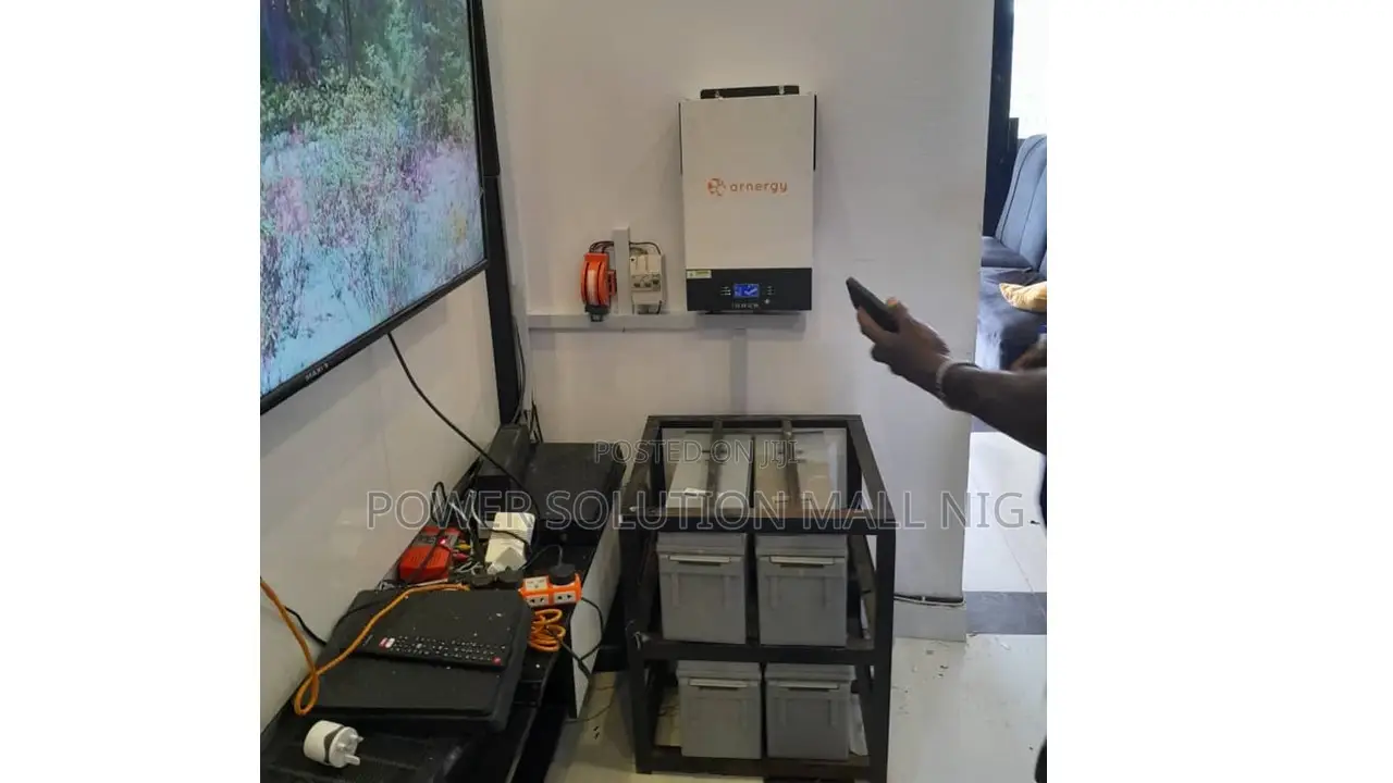 5kwh Hybrid Inverter and 4 Batteries Package