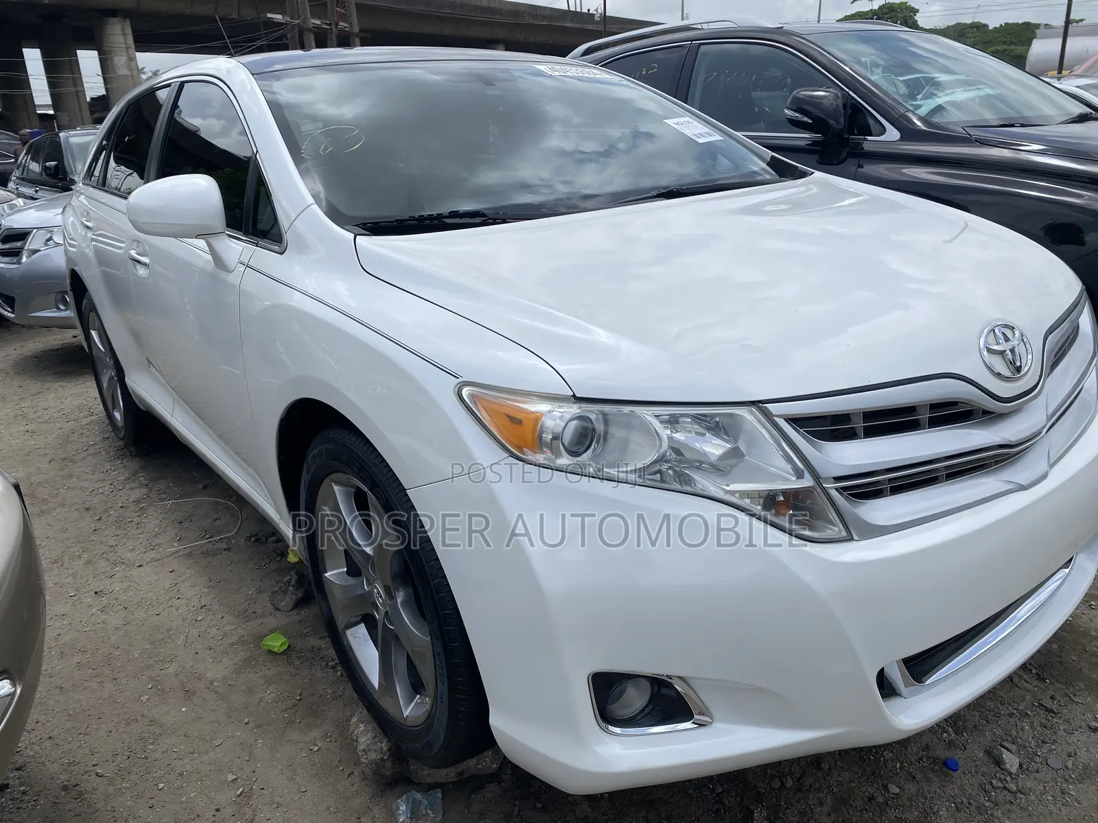 Toyota Venza V6 AWD 2011 White